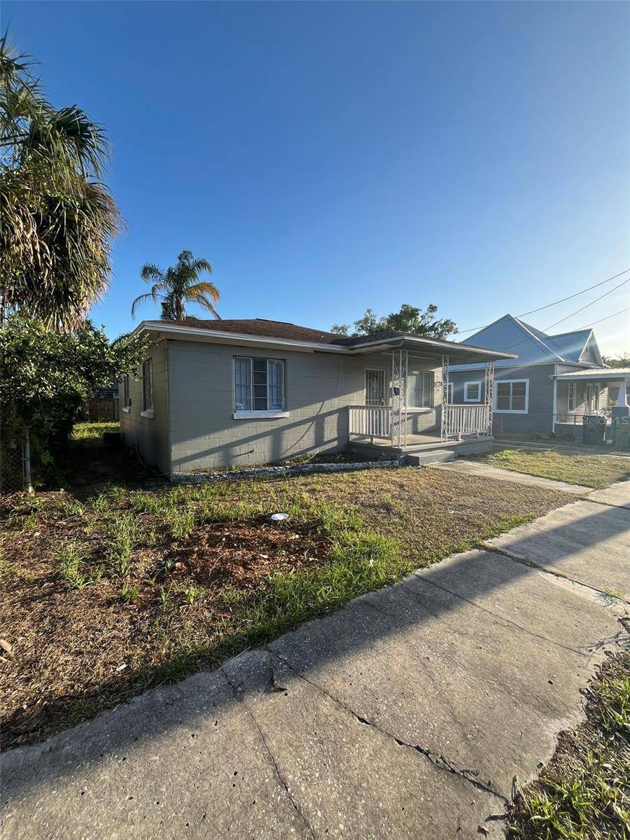 Tampa, FL 33605,1013 E LAKE AVE