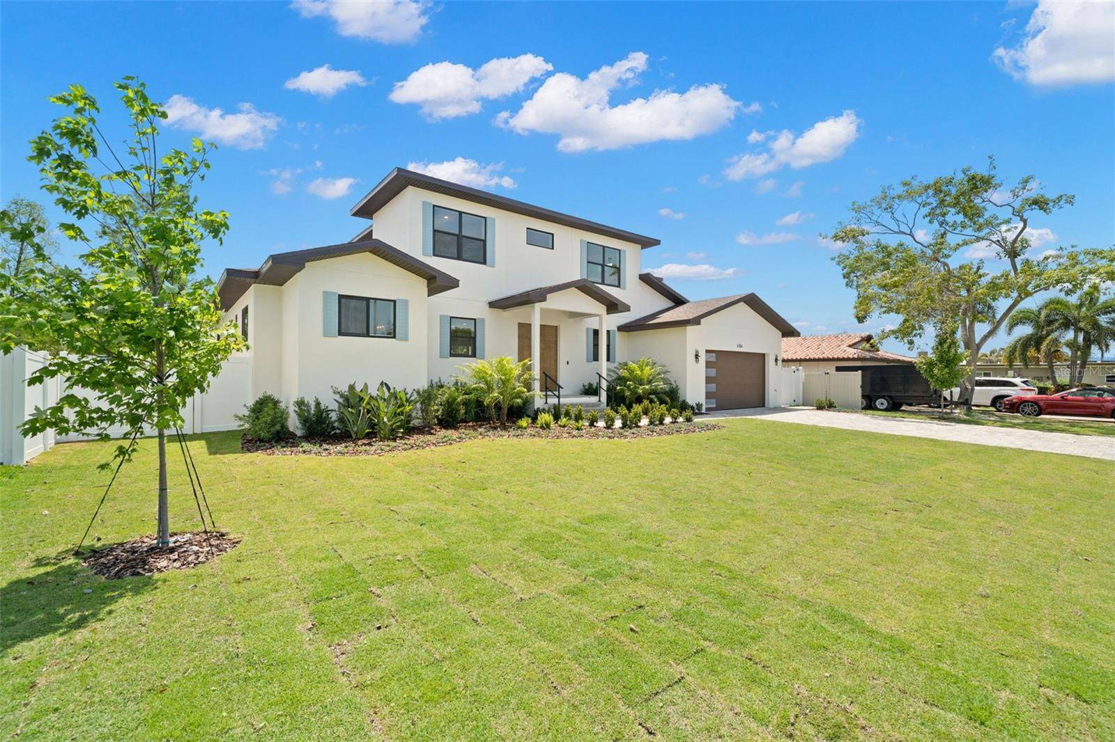 St Petersburg, FL 33711,4166 38TH ST S
