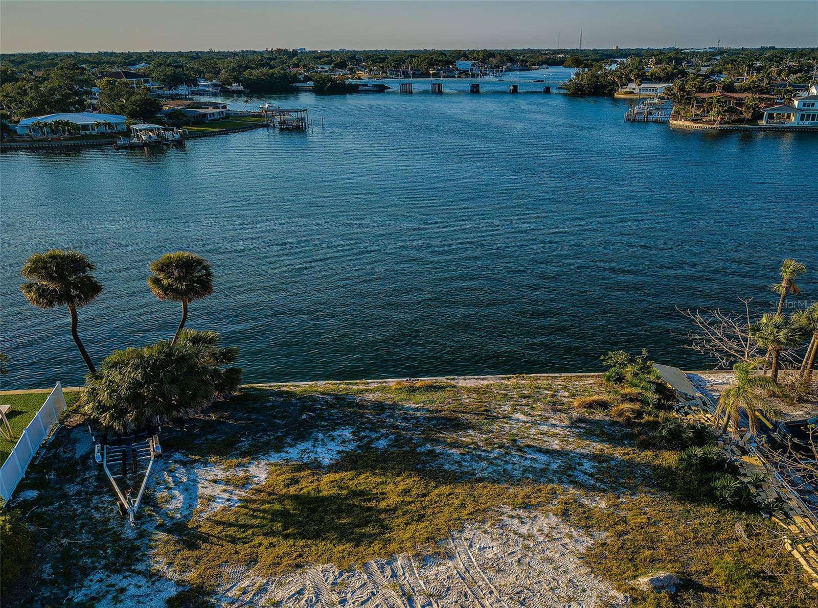 St Petersburg, FL 33704,901 EDEN ISLE DR NE