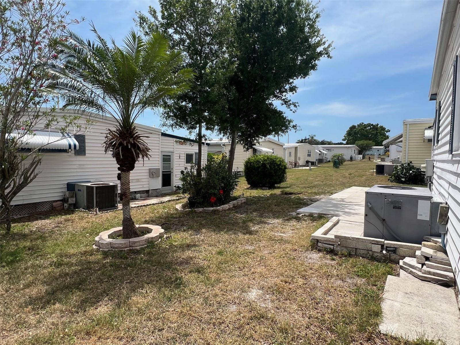 Largo, FL 33778,210 ROYAL PALM CIR