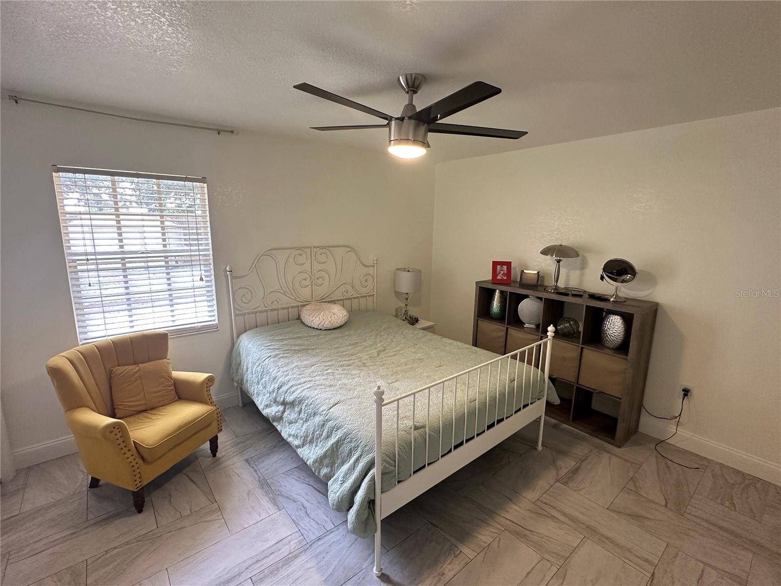 Lakeland, FL 33810,7327 FLORAL CIR E