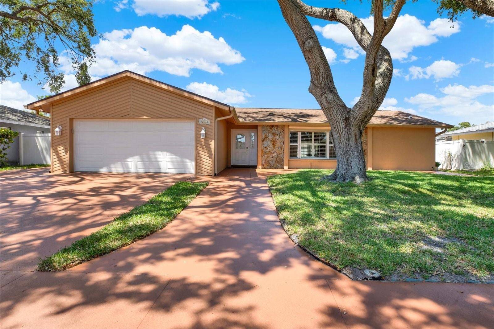 Seminole, FL 33772,12467 93RD AVE