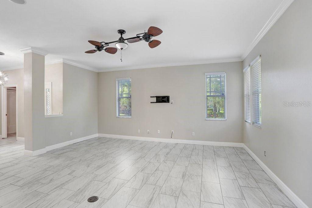 Brandon, FL 33511,923 LUMSDEN RESERVE DR