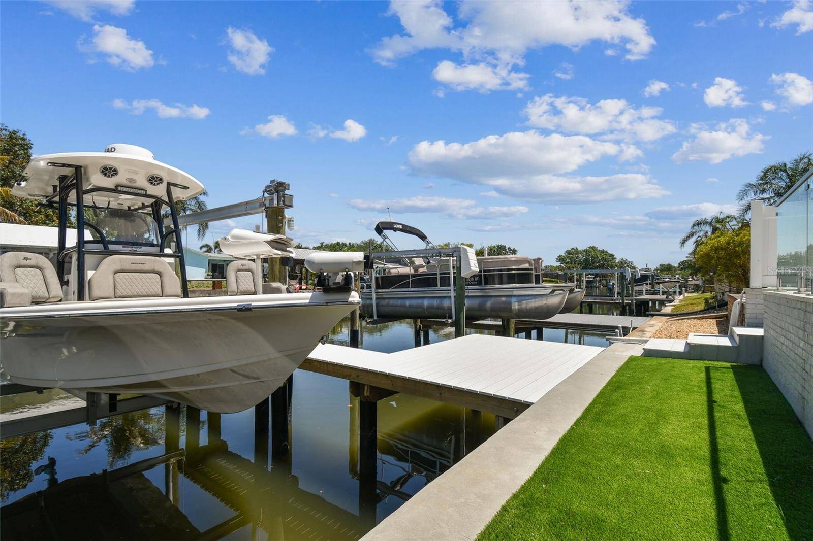 Tampa, FL 33615,8753 BAY POINTE DR