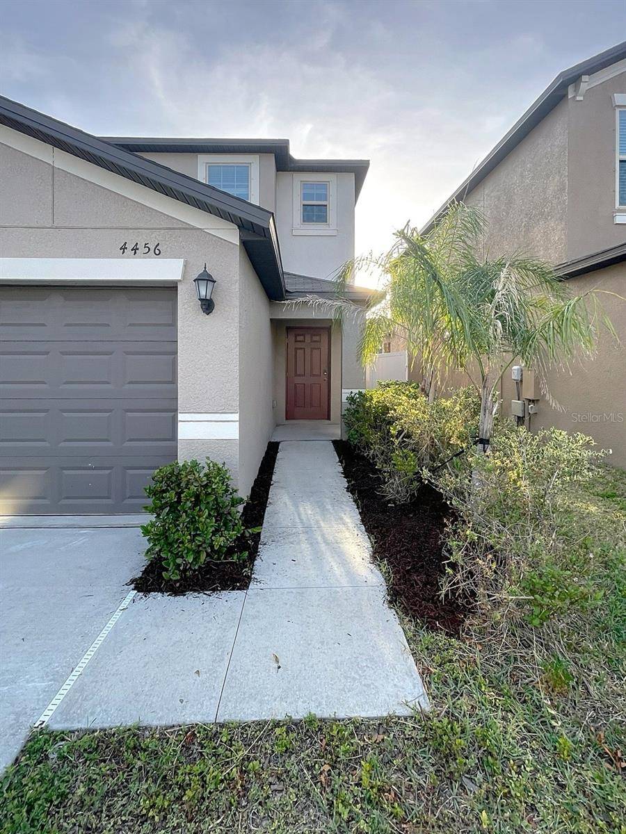 Tampa, FL 33619,4456 GLOBE THISTLE DR