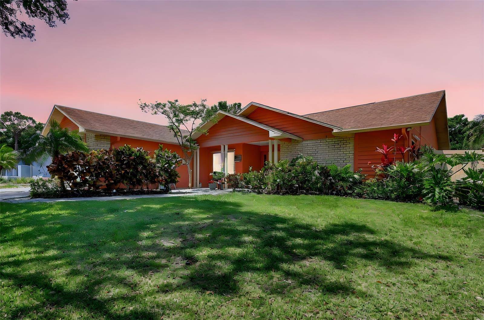 Palm Harbor, FL 34684,3122 LAKE VALENCIA LN E