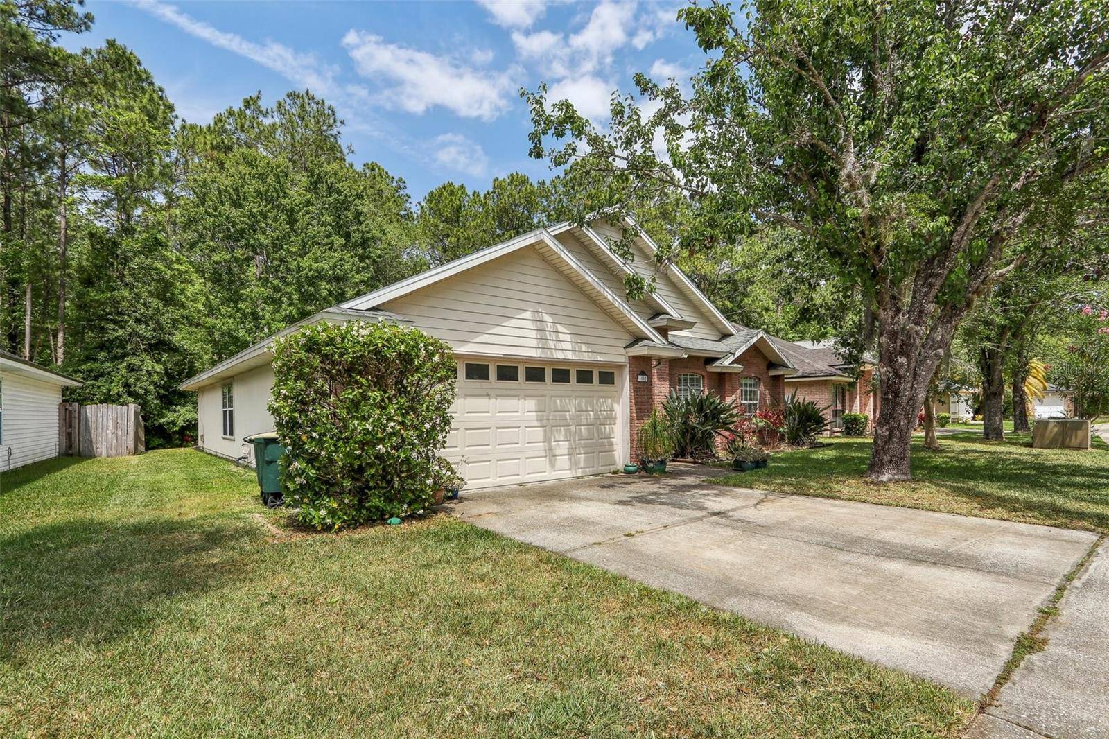 Jacksonville, FL 32258,4852 BOLLES LAKE DR