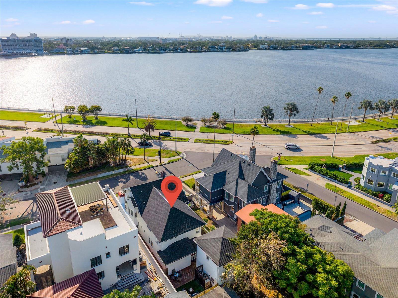 Tampa, FL 33606,723 S BREVARD AVE