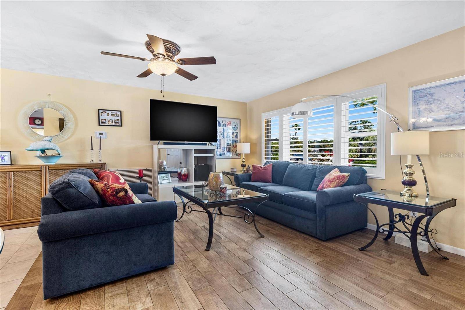 Largo, FL 33774,10448 HETRICK CIR W