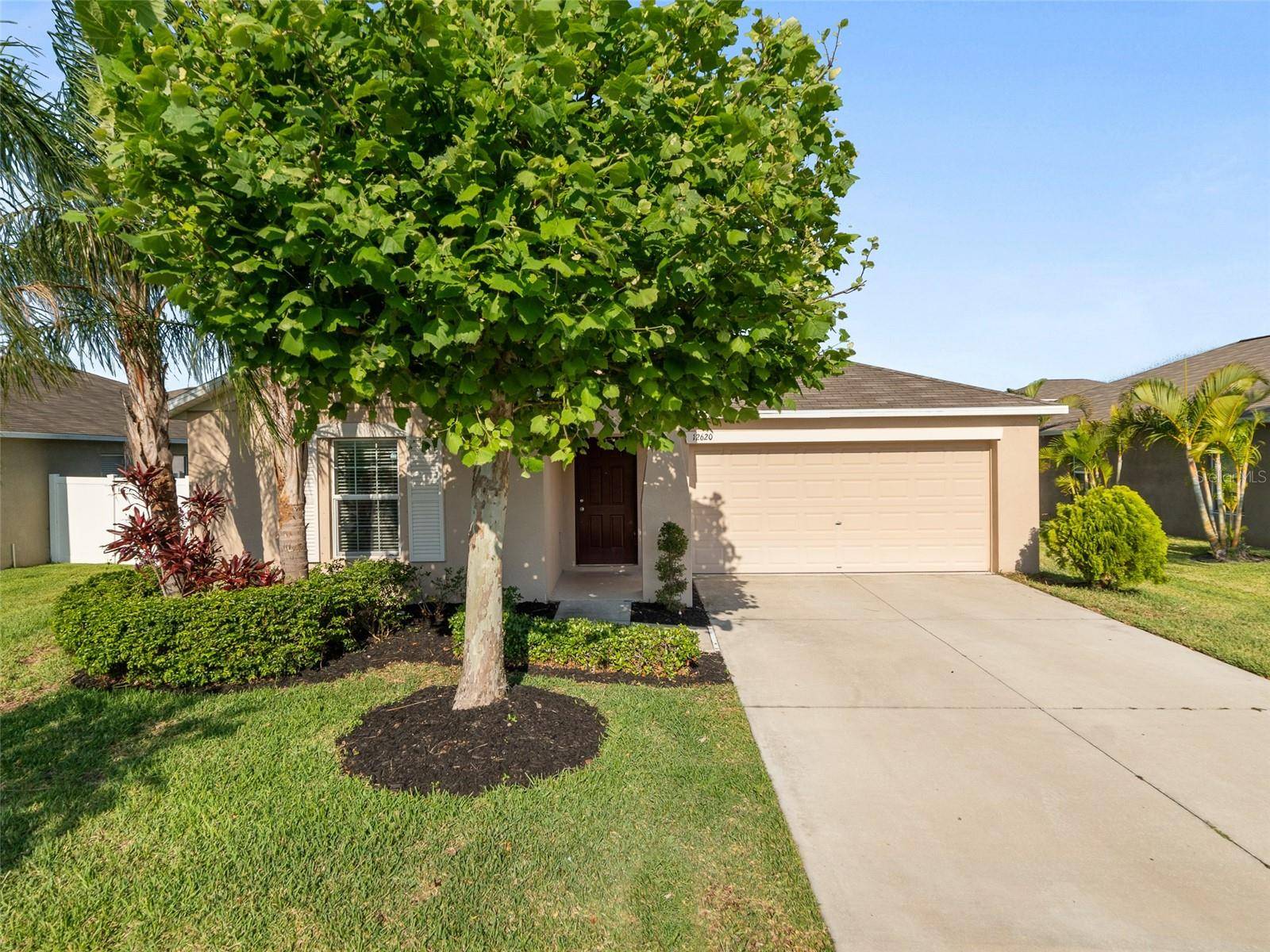 Gibsonton, FL 33534,12620 FLATWOOD CREEK DR