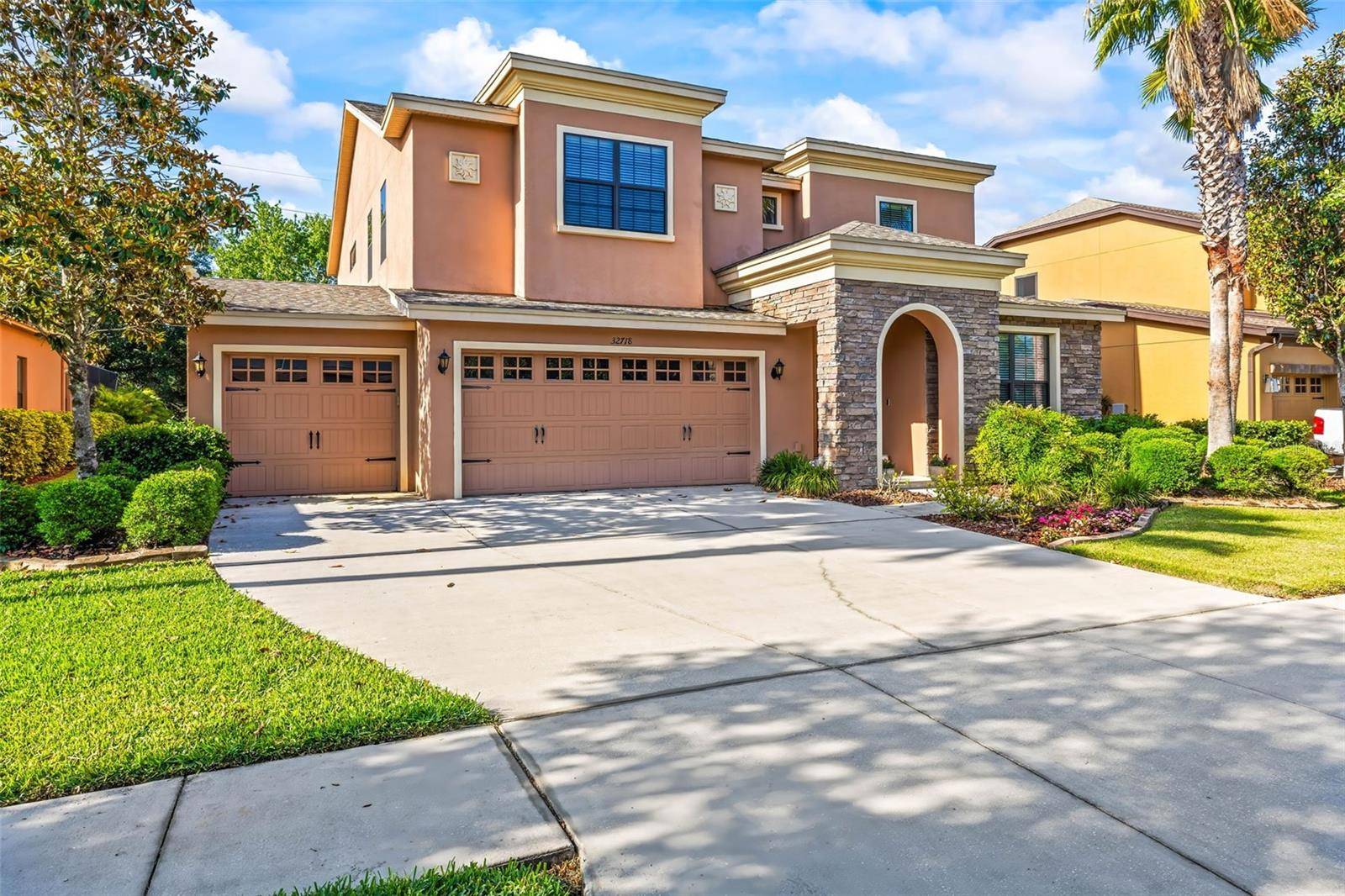 Wesley Chapel, FL 33545,32718 SUMMERGLADE DR