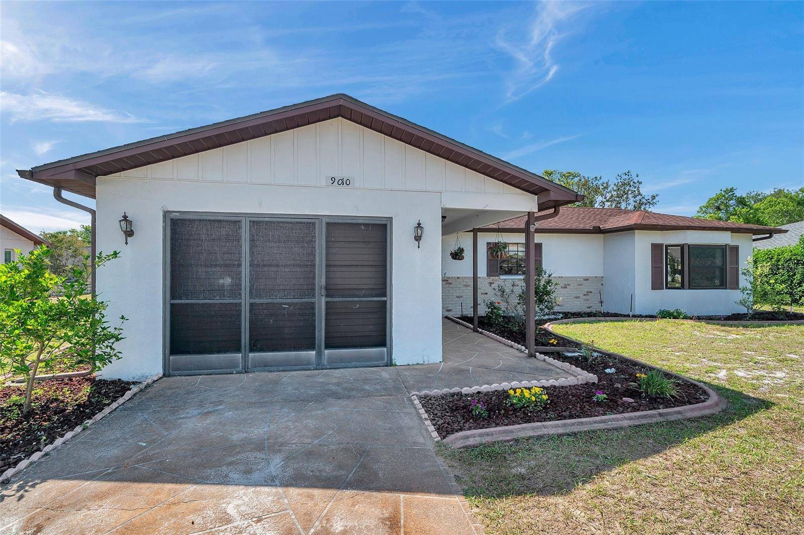 Weeki Wachee, FL 34613,9010 BONNET WAY