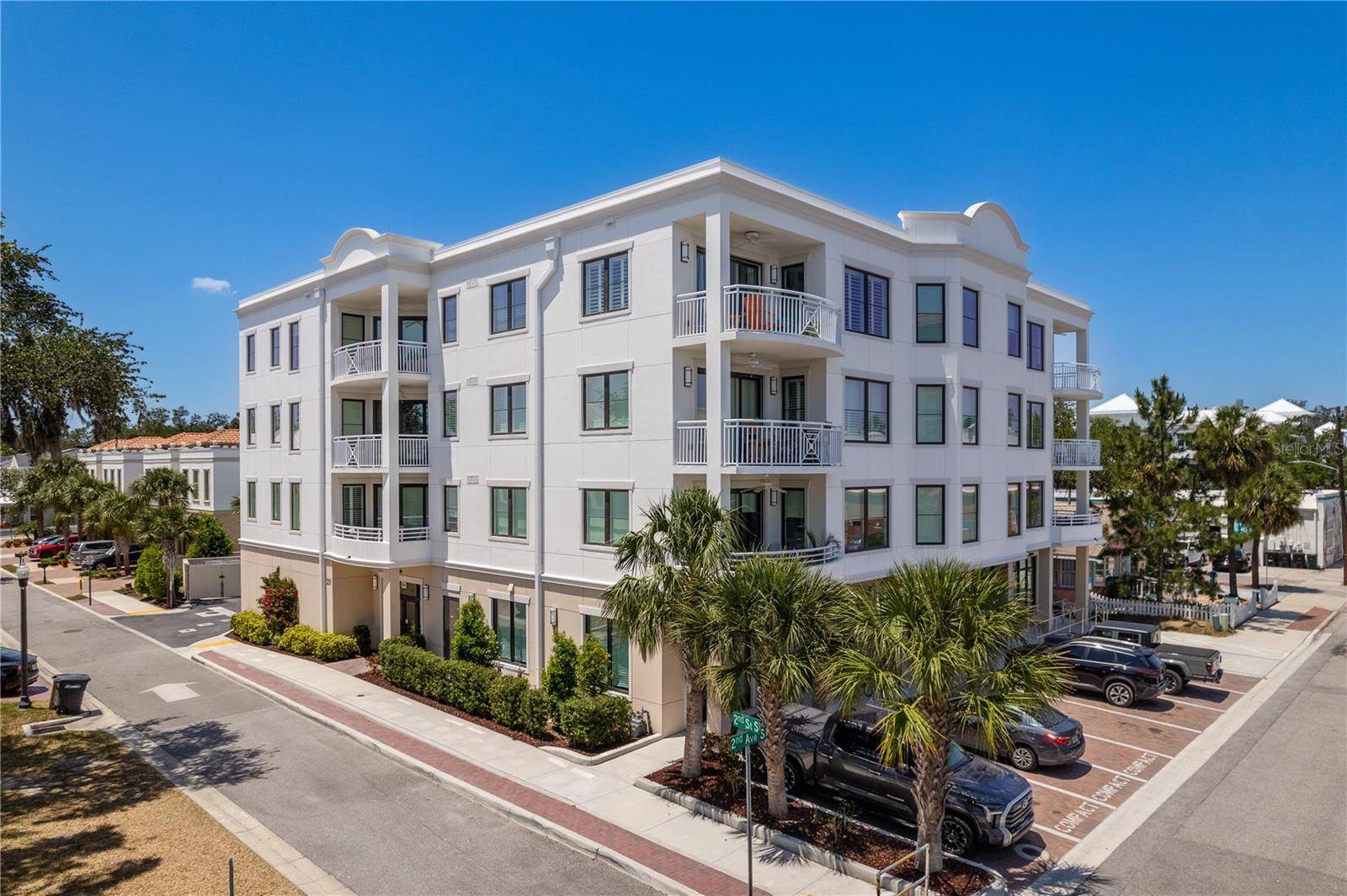 Safety Harbor, FL 34695,231 2ND ST S #201