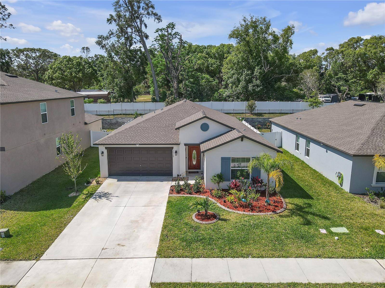 Zephyrhills, FL 33541,36568 GARDEN WALL WAY