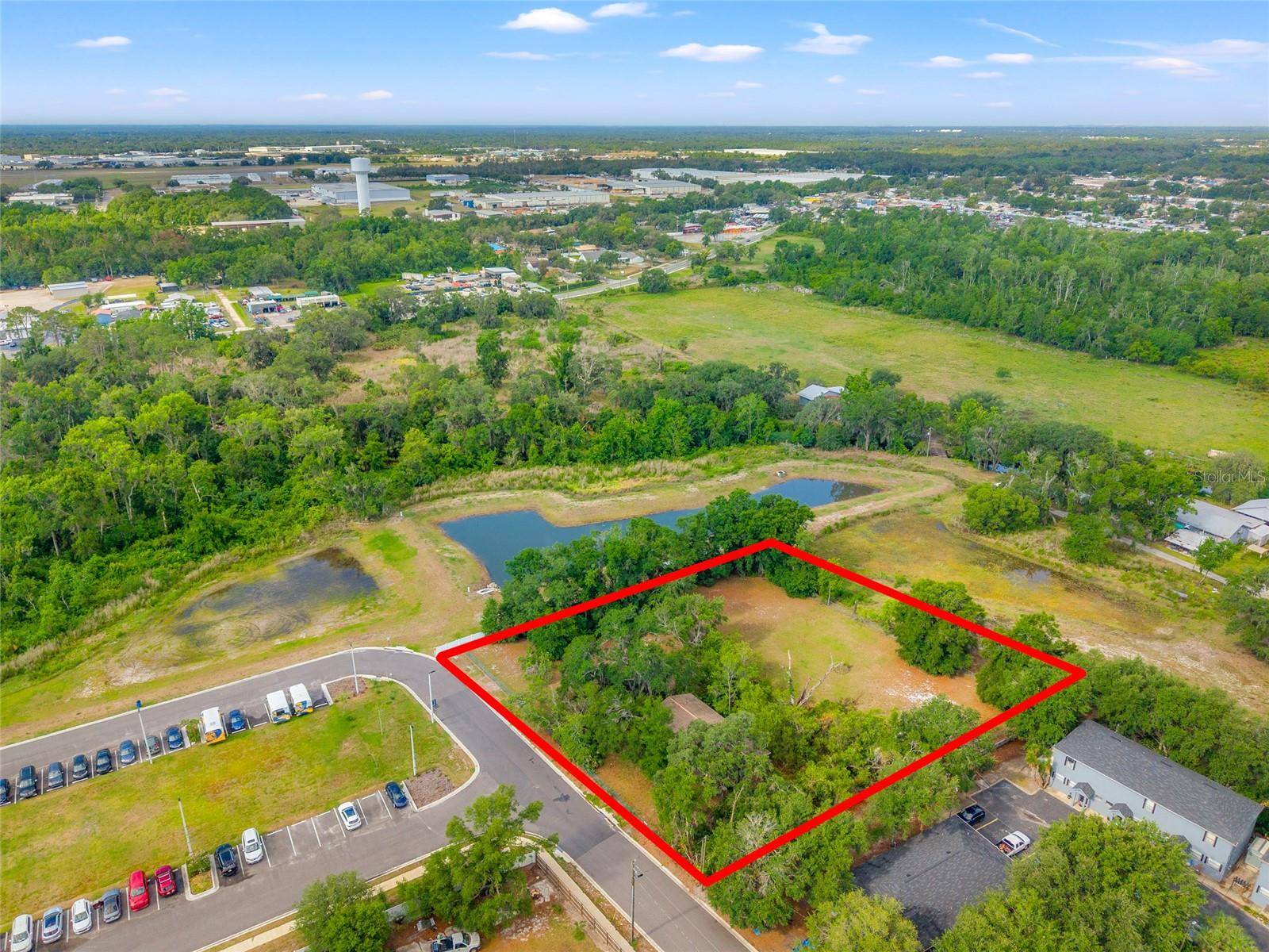 Plant City, FL 33563,3611 W REYNOLDS ST #1/2