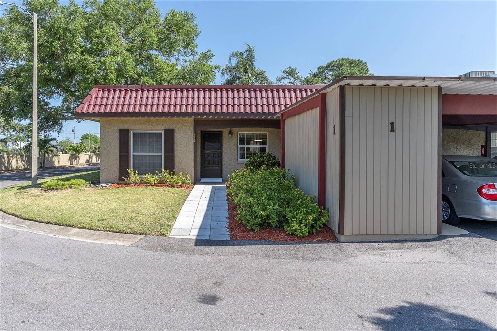 Clearwater, FL 33765,601 N HERCULES AVE #101