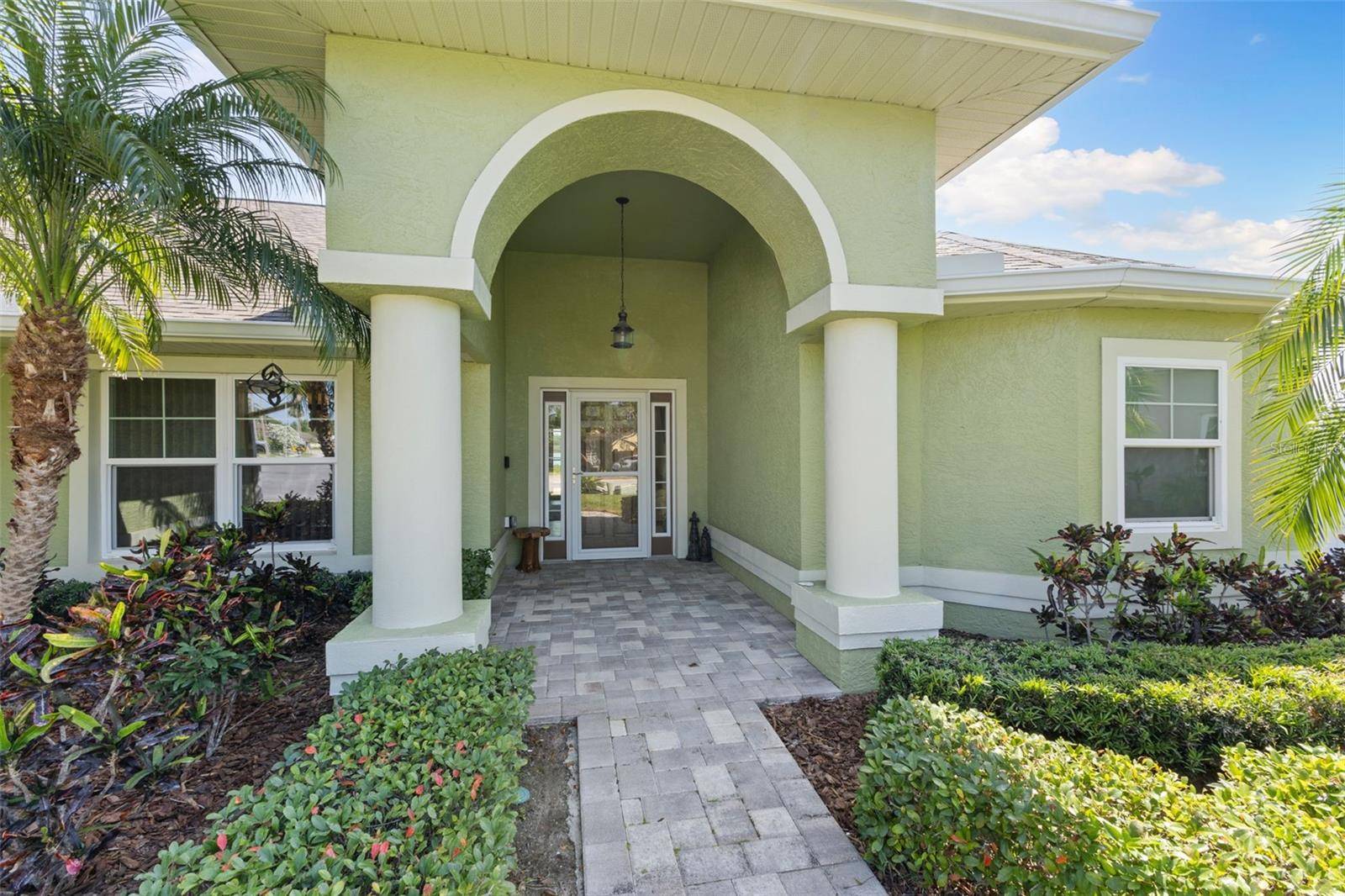 Oldsmar, FL 34677,826 CHRISTINA CIR