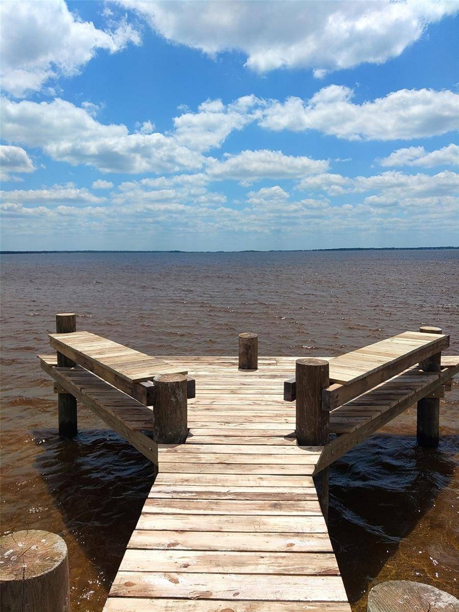Geneva, FL 32732,2730 WITHLACOOCHEE PT