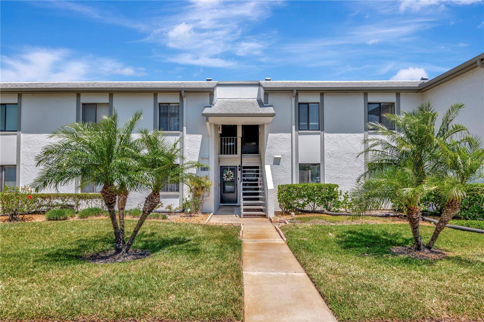 Oldsmar, FL 34677,112 W CYPRESS CT