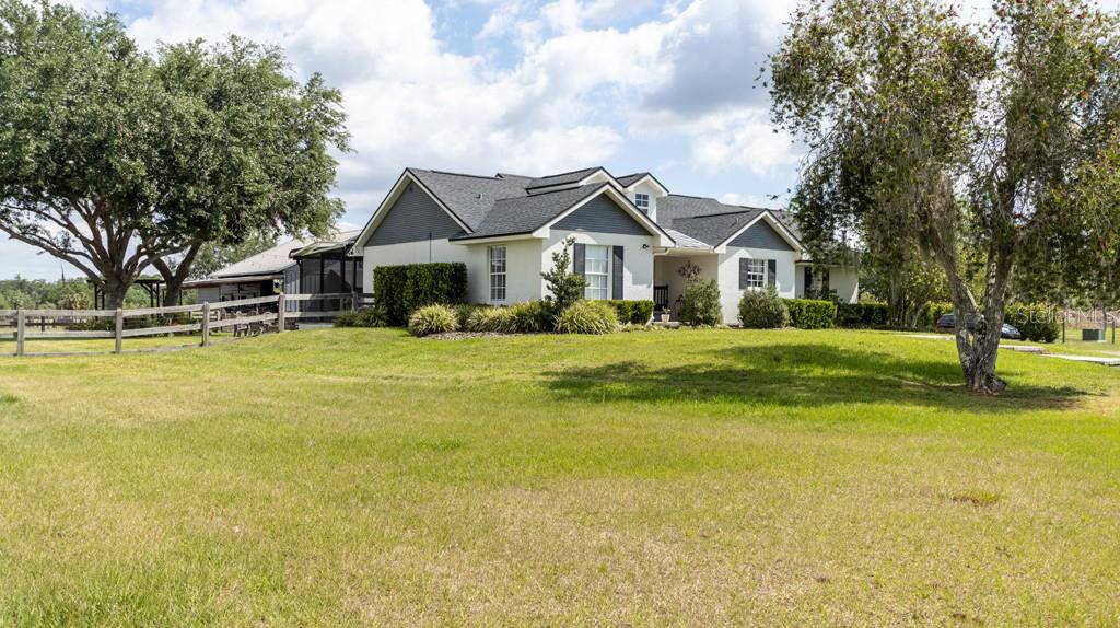 Lithia, FL 33547,812 JAMESON RD