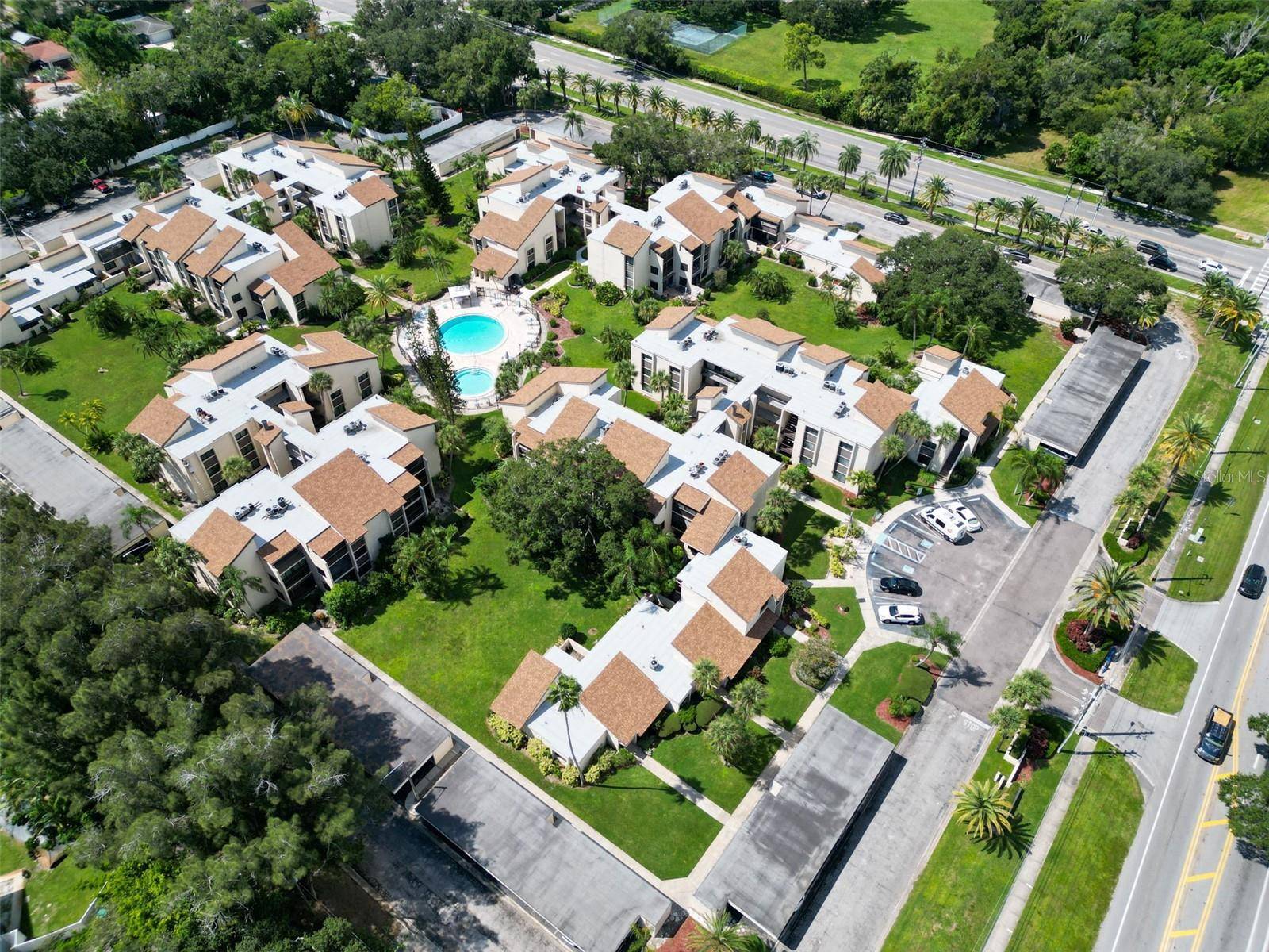 Clearwater, FL 33764,2211 BELLEAIR RD #D3