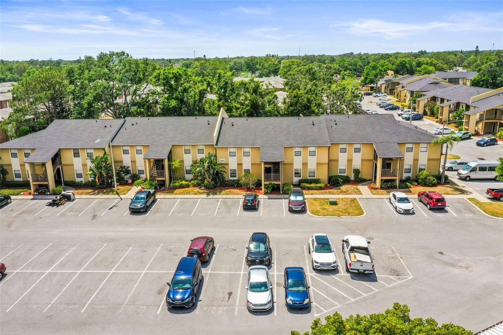 Largo, FL 33773,10100 SAILWINDS BLVD N #105