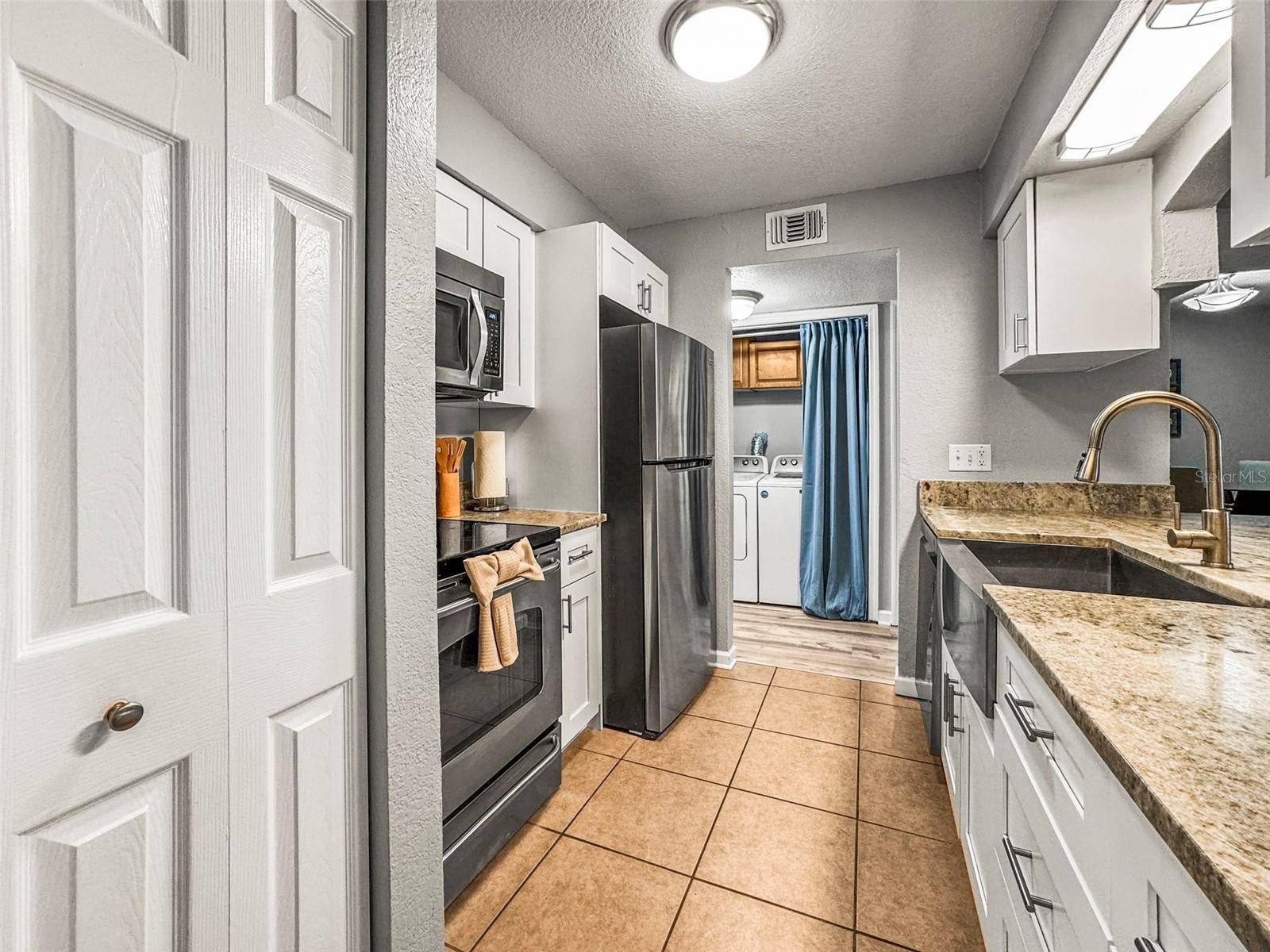 Largo, FL 33773,10100 SAILWINDS BLVD N #105