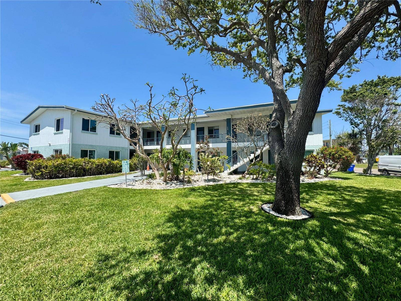 Treasure Island, FL 33706,11225 1ST ST E