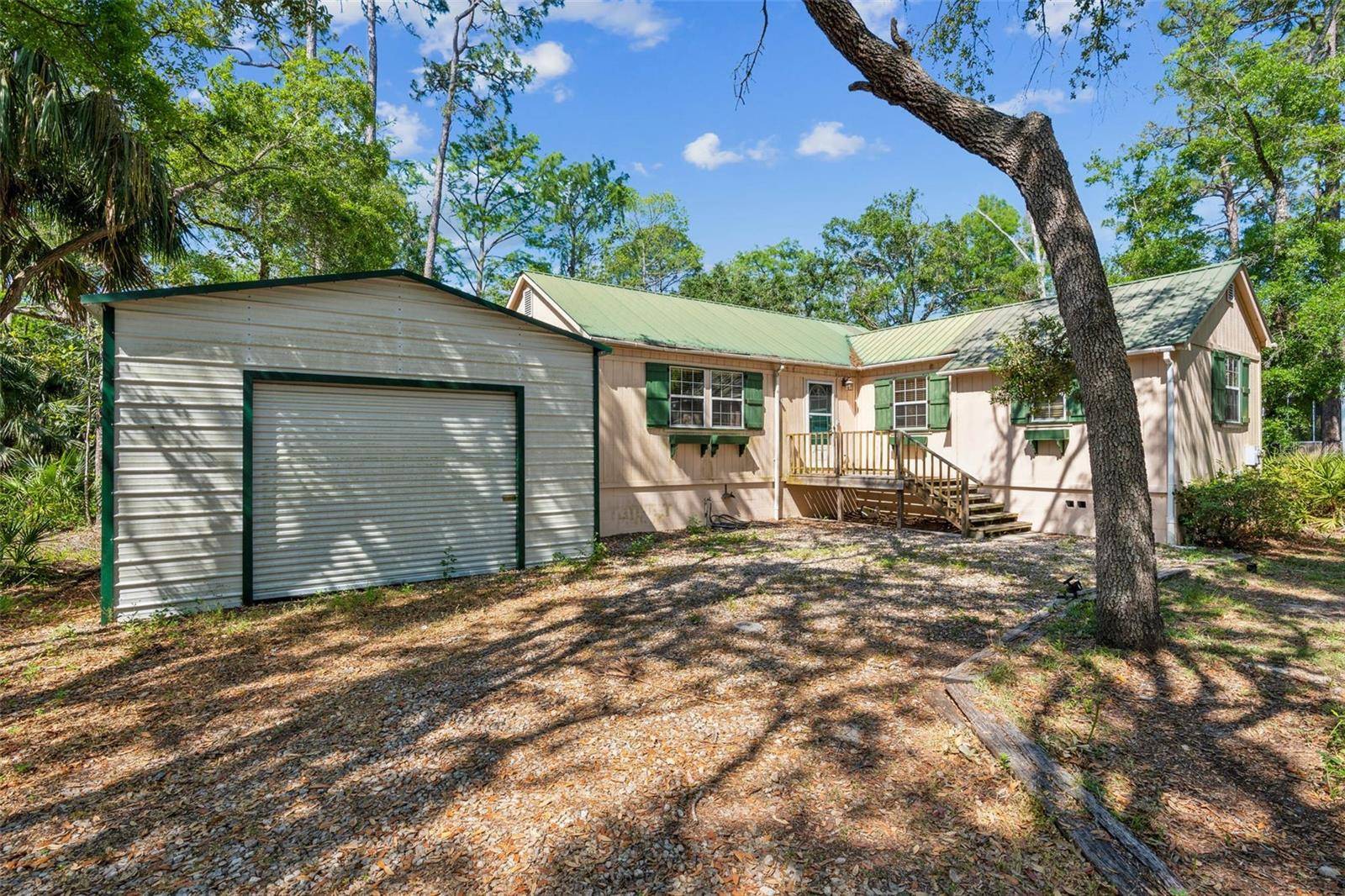 Steinhatchee, FL 32359,526 KINGS CREEK CIR