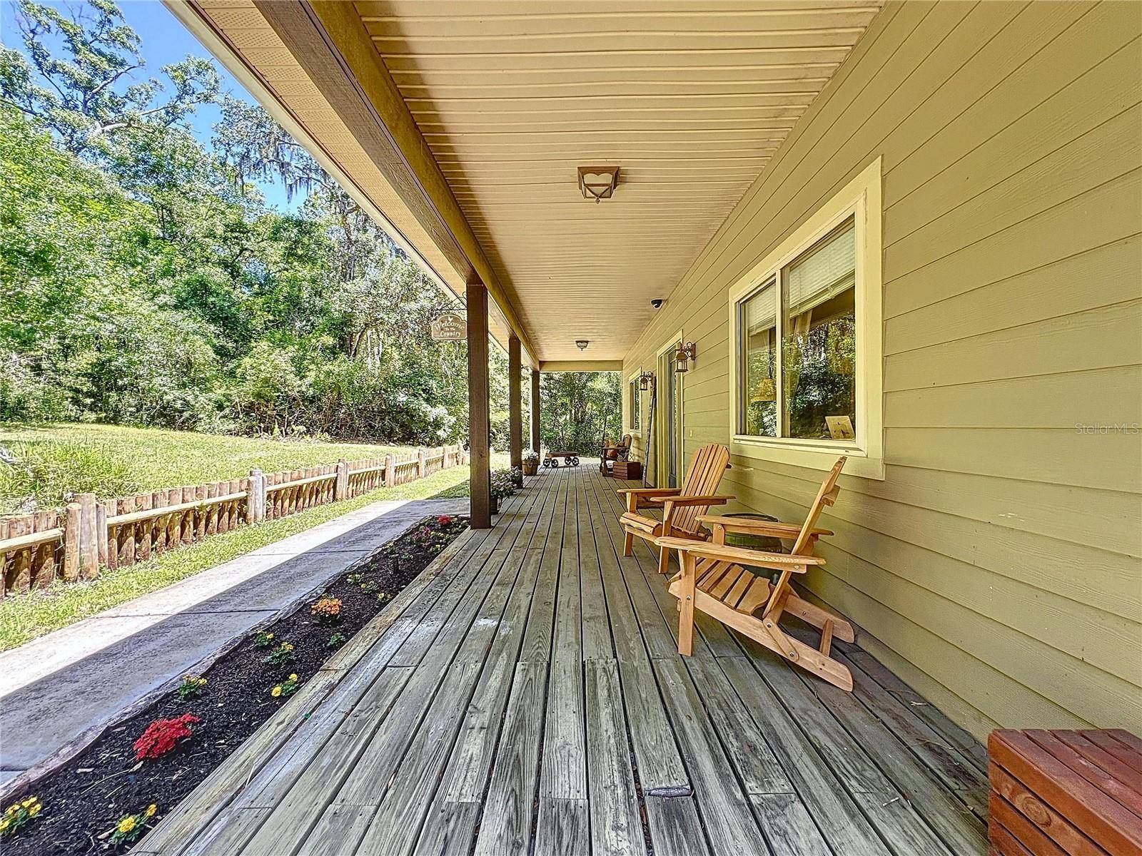 Dade City, FL 33523,16224 IOLA WOODS TRL