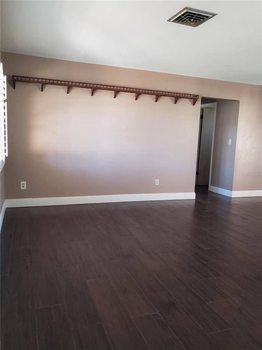 Seminole, FL 33772,10800 99TH PL