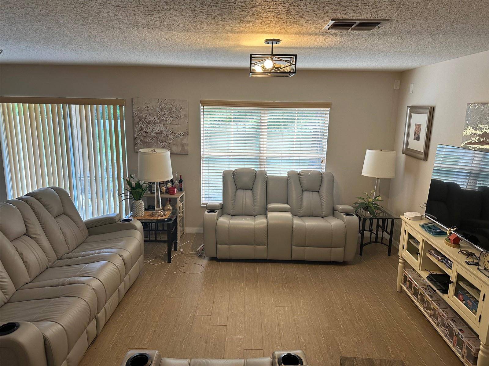 Valrico, FL 33594,3132 ROYAL TUSCAN LN