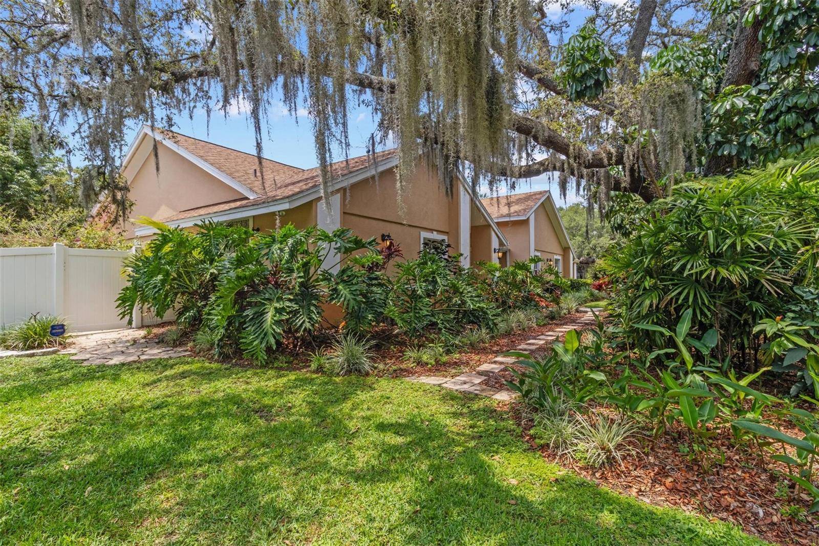 Temple Terrace, FL 33617,6407 E 112TH AVE