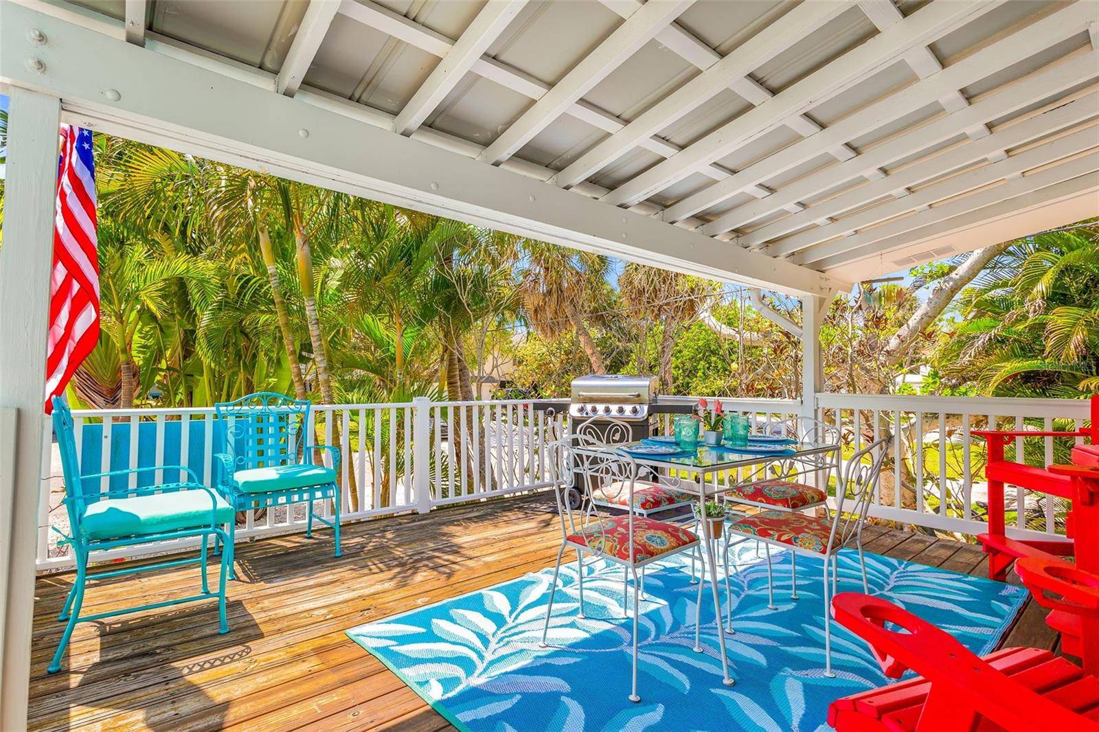 Holmes Beach, FL 34217,412 80TH ST