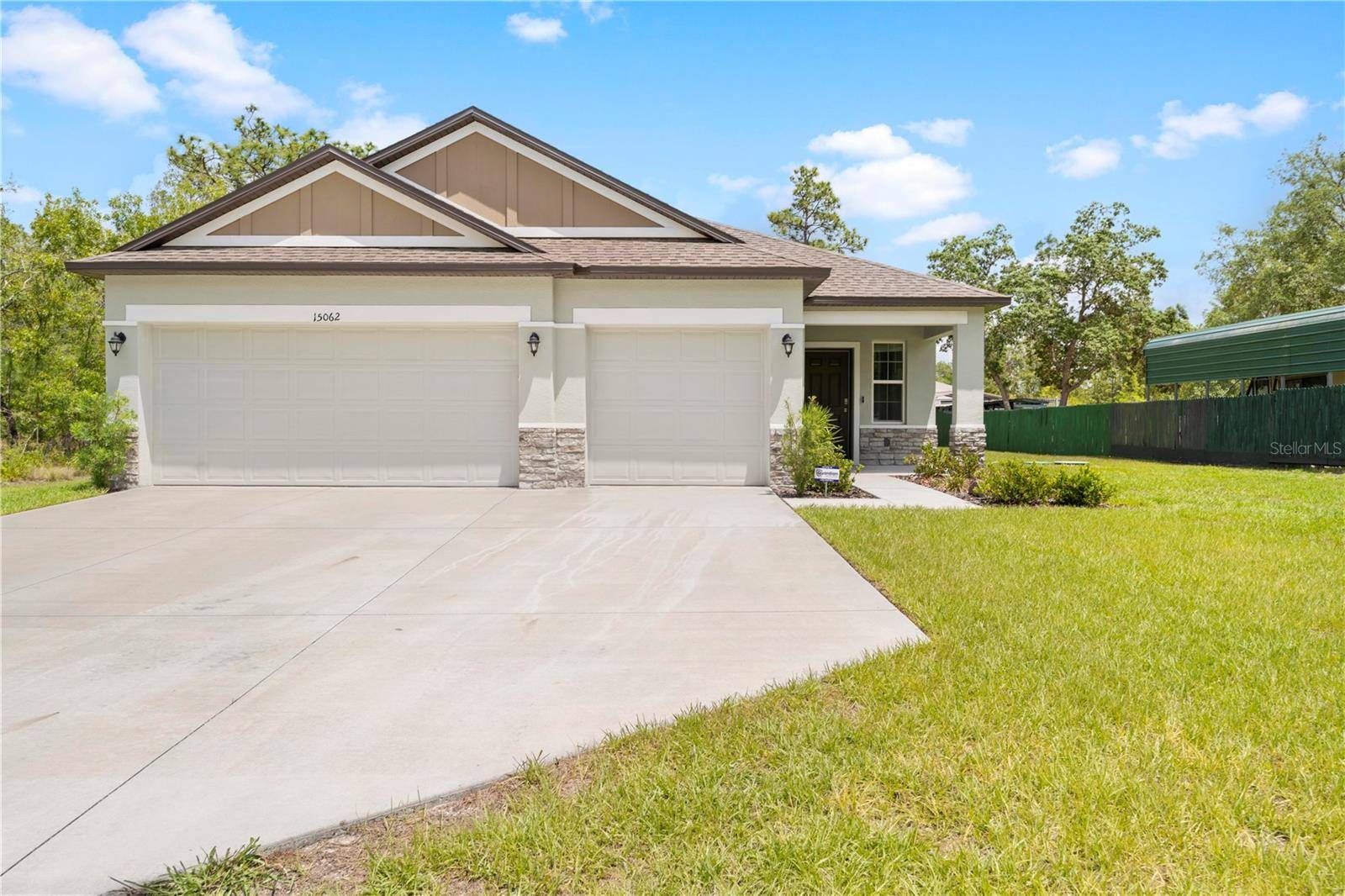 Weeki Wachee, FL 34614,15062 HUMMINGBIRD RD