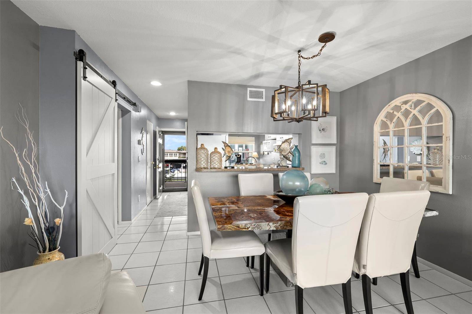 New Port Richey, FL 34652,5157 SILENT LOOP #214
