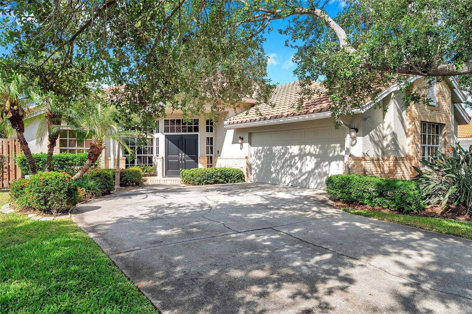 St Petersburg, FL 33703,980 LIVE OAK AVE NE