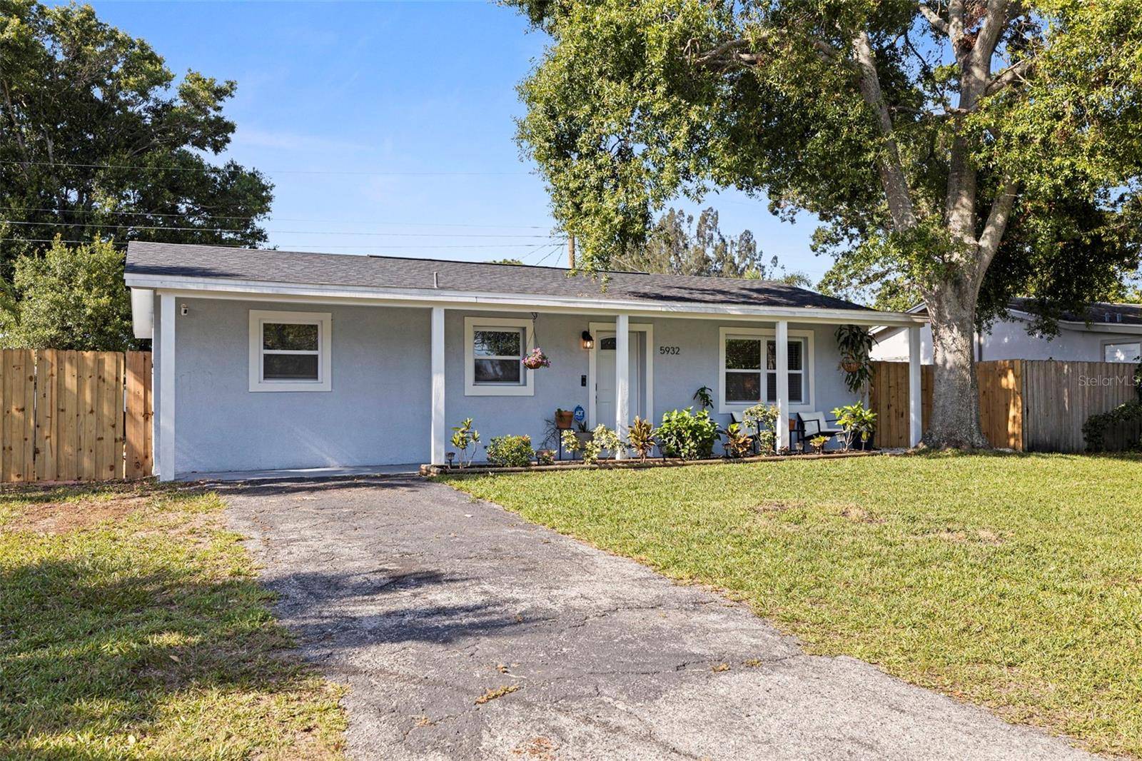 St Petersburg, FL 33709,5932 MCKEE LAKE DR N