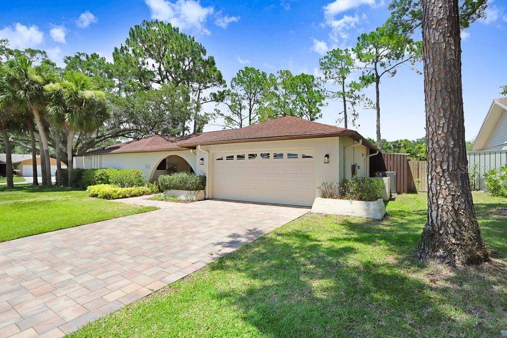 Tampa, FL 33624,13919 WELLESFORD WAY