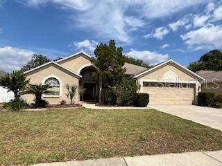 Seffner, FL 33584,2213 TOWERING OAKS CIR
