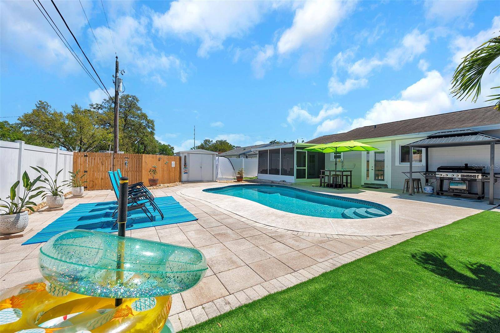 Seminole, FL 33777,9043 109TH TER