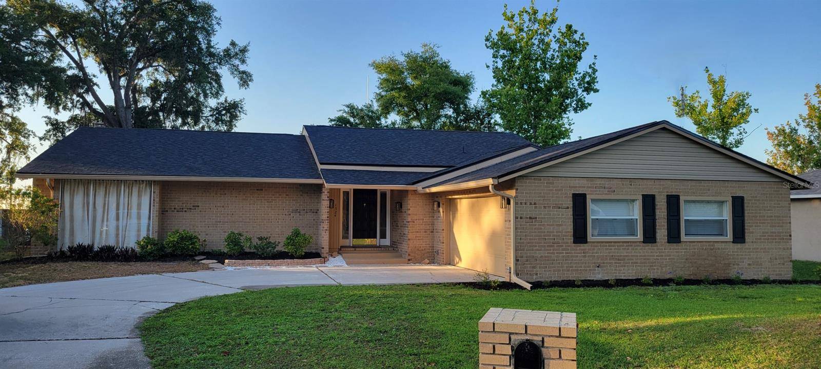 Lakeland, FL 33801,1524 NEW JERSEY OAKS CT