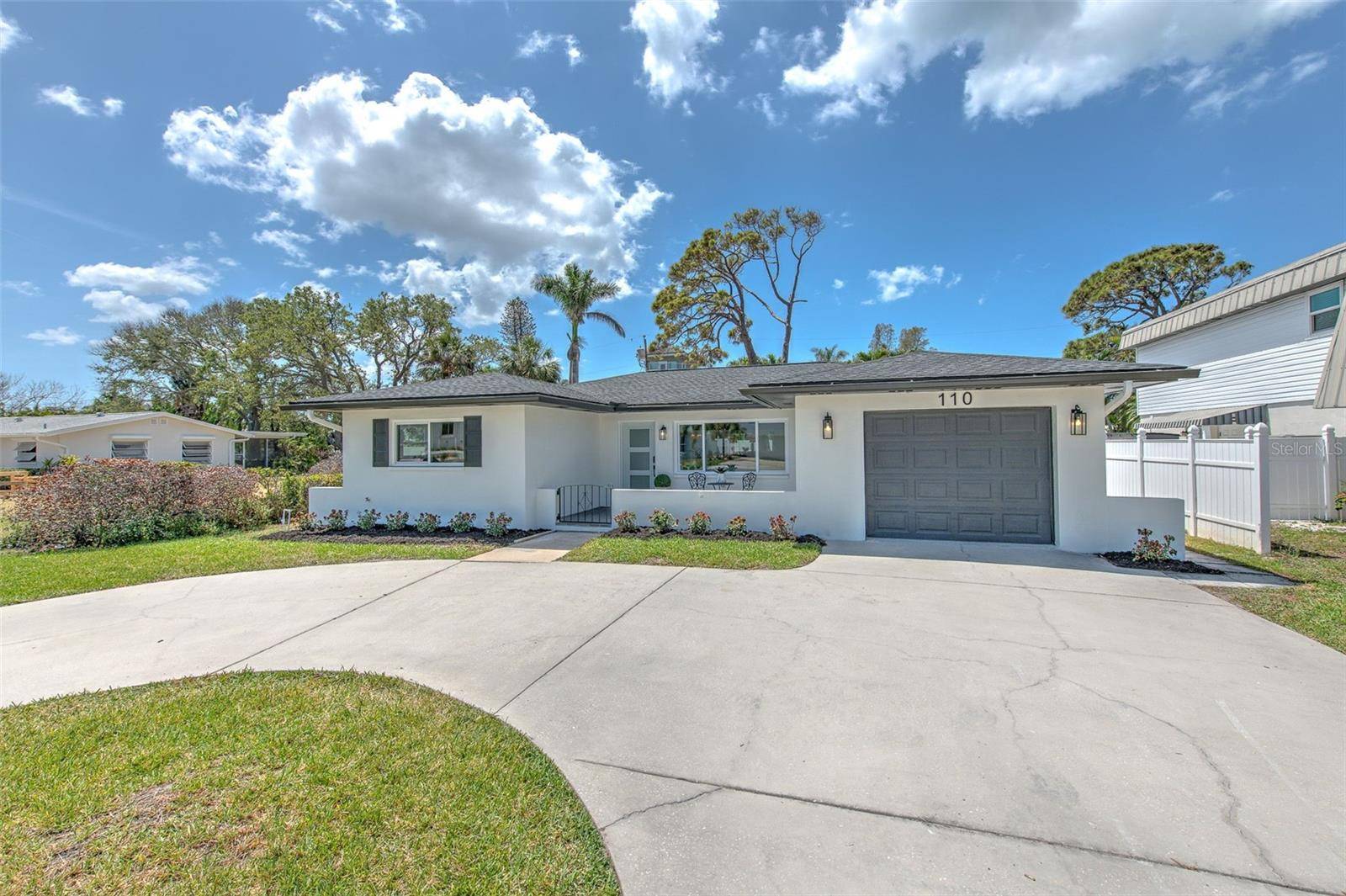 Belleair Beach, FL 33786,110 8TH ST