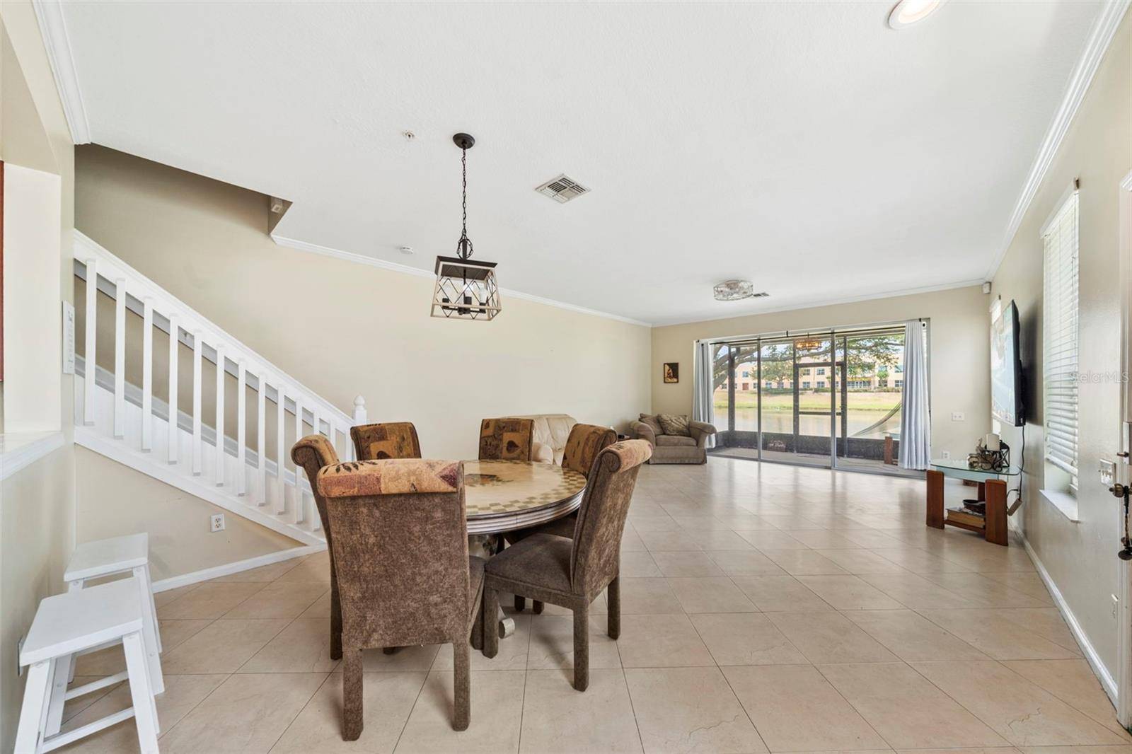 Orlando, FL 32835,6059 TWAIN ST #108