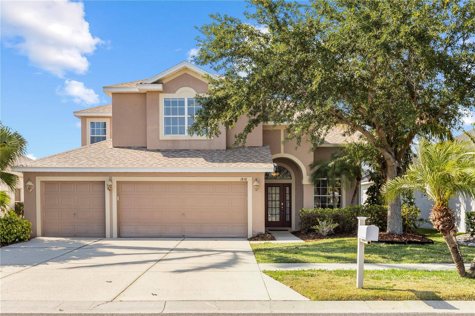 Ruskin, FL 33570,1858 MIRA LAGO CIR