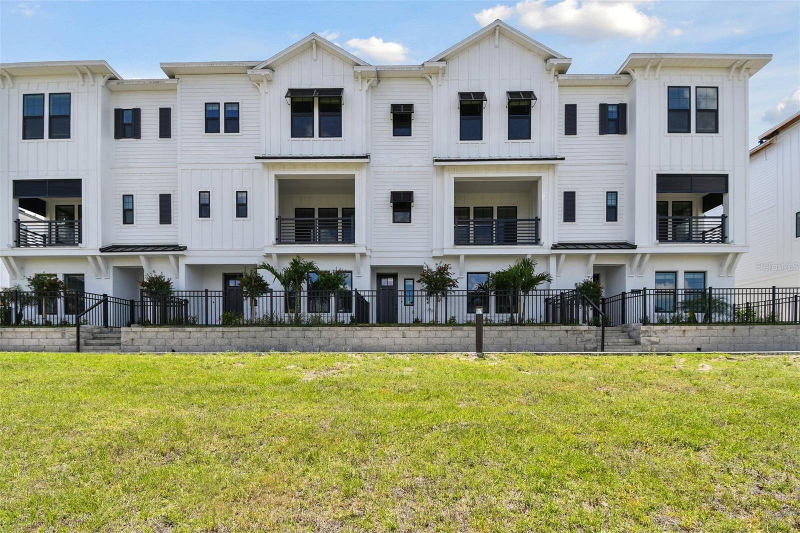 Sarasota, FL 34240,7236 SUTTON LN