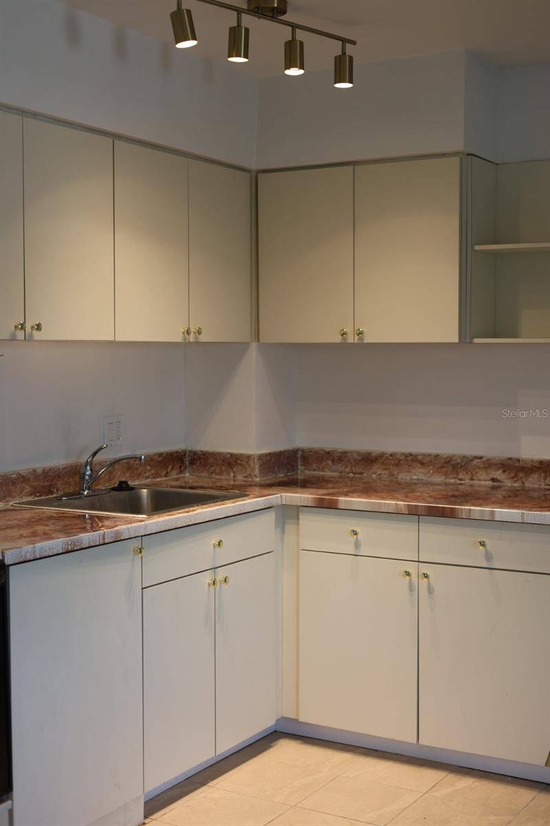 Seminole, FL 33772,11447 PARK BLVD #301
