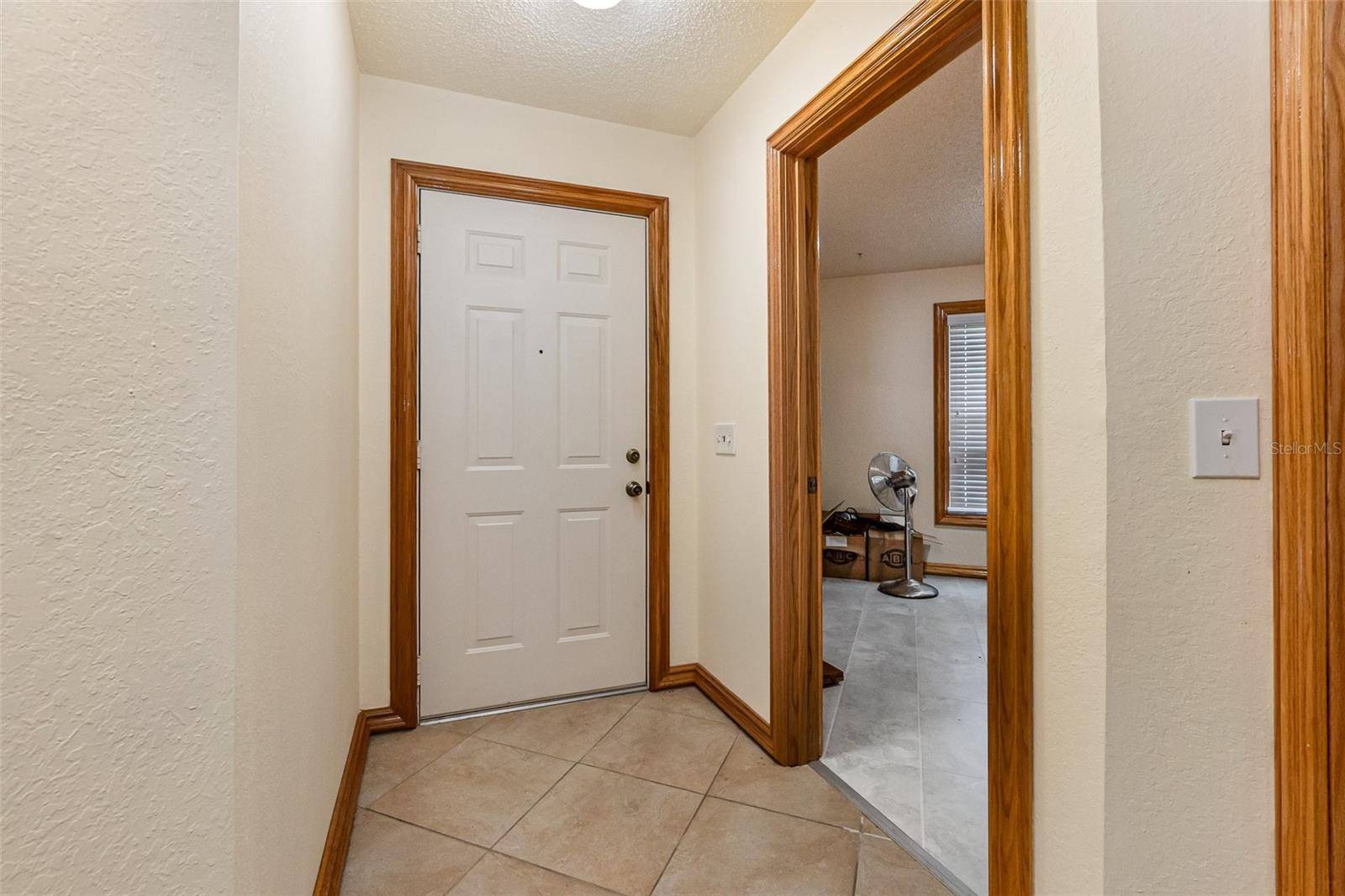 Lakeland, FL 33803,492 CARIBBEAN DR