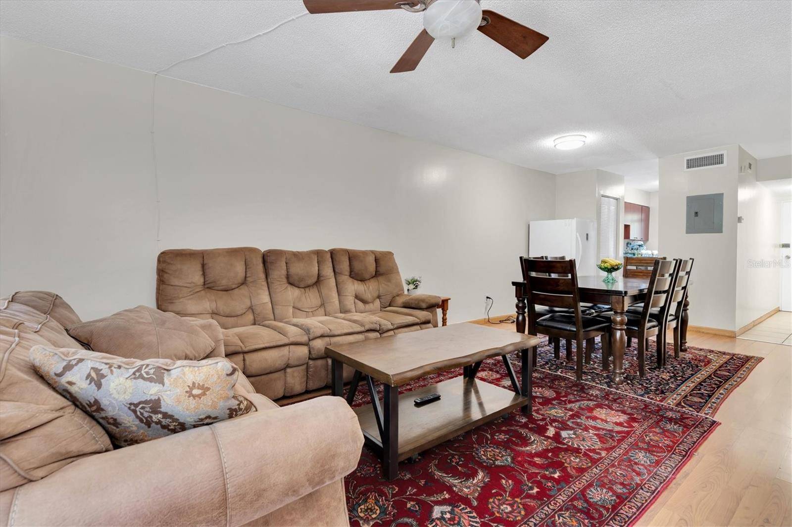 Tampa, FL 33617,7505 PITCH PINE CIR #122