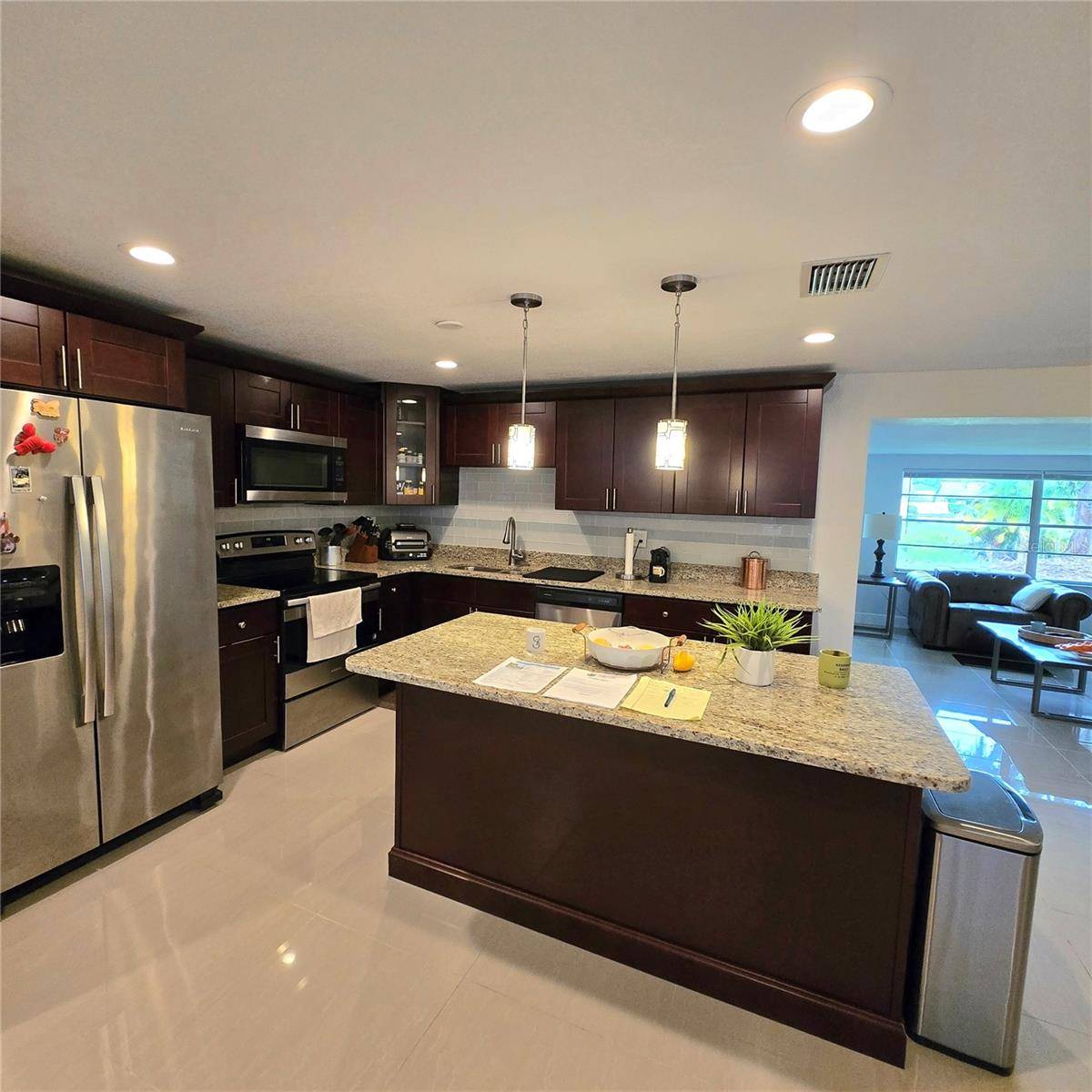 Lutz, FL 33549,1412 SUNSET LN